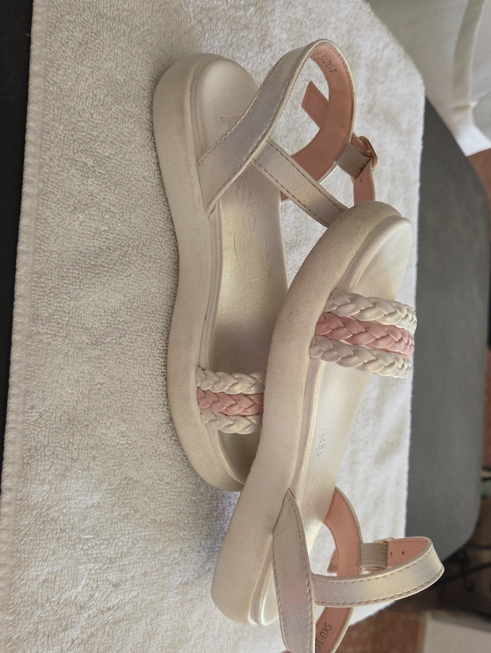 Kenzie Girl Girls Sandals Size 1 White & Pink Braided Ankle Strap Sandals - Picture 8 of 8
